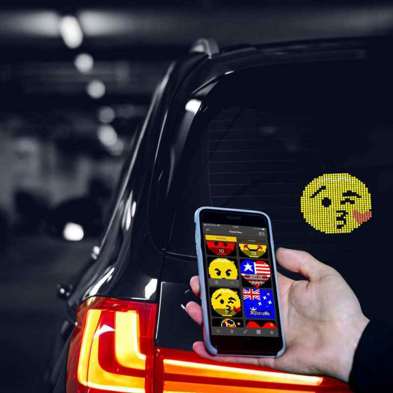 Emotikon LED tabla za automobil